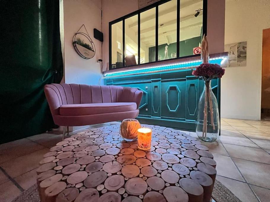 Suite Romance - Jacuzzi Moret-sur-Loing Eksteriør billede